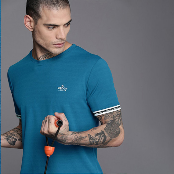 https://retrofashionzs.com/products/men-teal-blue-brand-logo-printed-casual-t-shirt