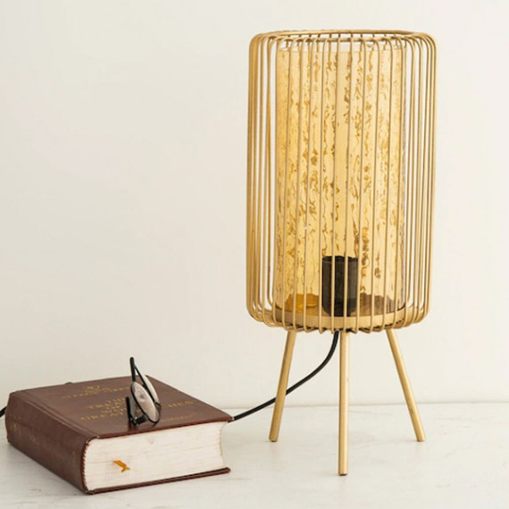 https://retrofashionzs.com/products/gold-toned-adobe-wire-novelty-table-lamp