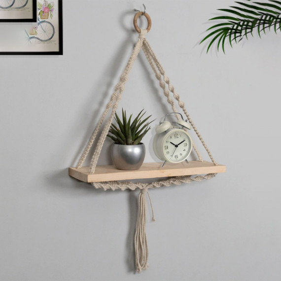 https://retrofashionzs.com/products/beige-triangle-macrame-wall-hanging-shelf