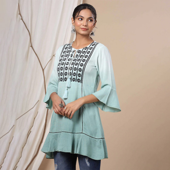 https://retrofashionzs.com/products/women-green-tunics