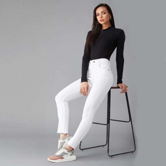 https://retrofashionzs.com/products/women-black-skinny-fit-high-rise-stretchable-jeans