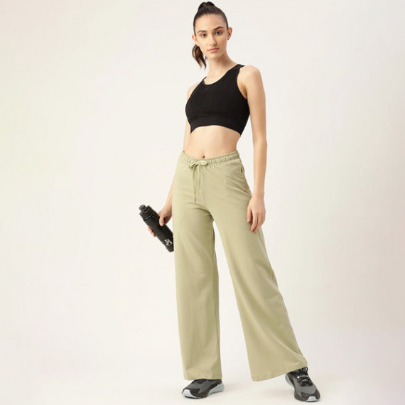 https://retrofashionzs.com/products/women-olive-green-solid-cotton-wide-leg-track-pants