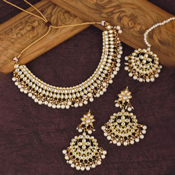 https://retrofashionzs.com/products/gold-plated-necklace-with-earrings