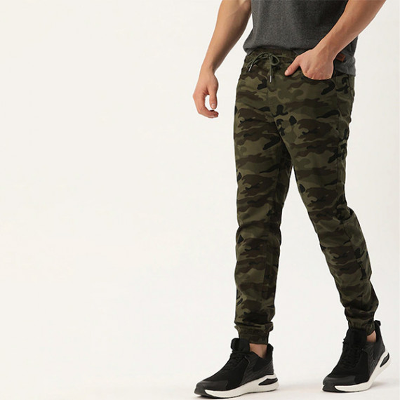 https://retrofashionzs.com/products/men-olive-green-camouflage-printed-slim-fit-joggers-trousers