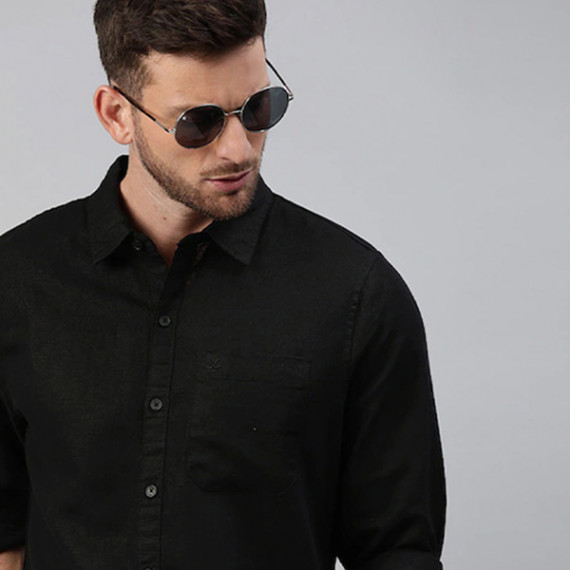 https://retrofashionzs.com/products/men-black-slim-fit-cotton-casual-shirt