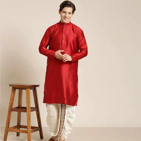 https://retrofashionzs.com/products/mens-cream-coloured-pure-cotton-double-layer-dhoti-gold-zari-border