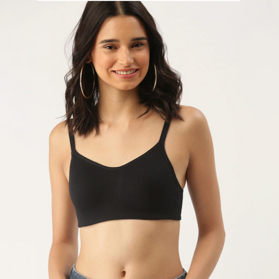 https://retrofashionzs.com/products/black-solid-non-wired-lightly-padded-t-shirt-bra-db-cam-pad-01a