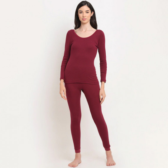 https://retrofashionzs.com/products/women-maroon-striped-thermal-top