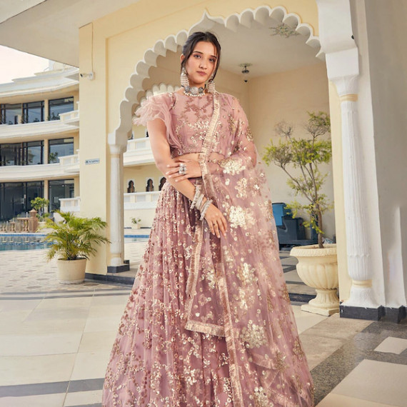 https://retrofashionzs.com/products/peach-coloured-gold-toned-embellished-sequinned-semi-stitched-lehenga-unstitched-blouse-with