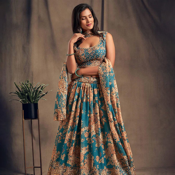 https://retrofashionzs.com/products/blue-beige-printed-semi-stitched-lehenga-unstitched-blouse-with-dupatta