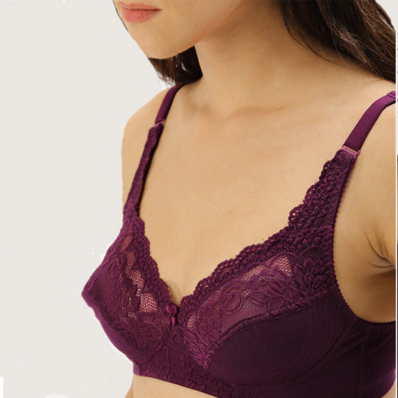 https://retrofashionzs.com/products/burgundy-lace-non-wired-non-padded-everyday-bra-db-bf-005c